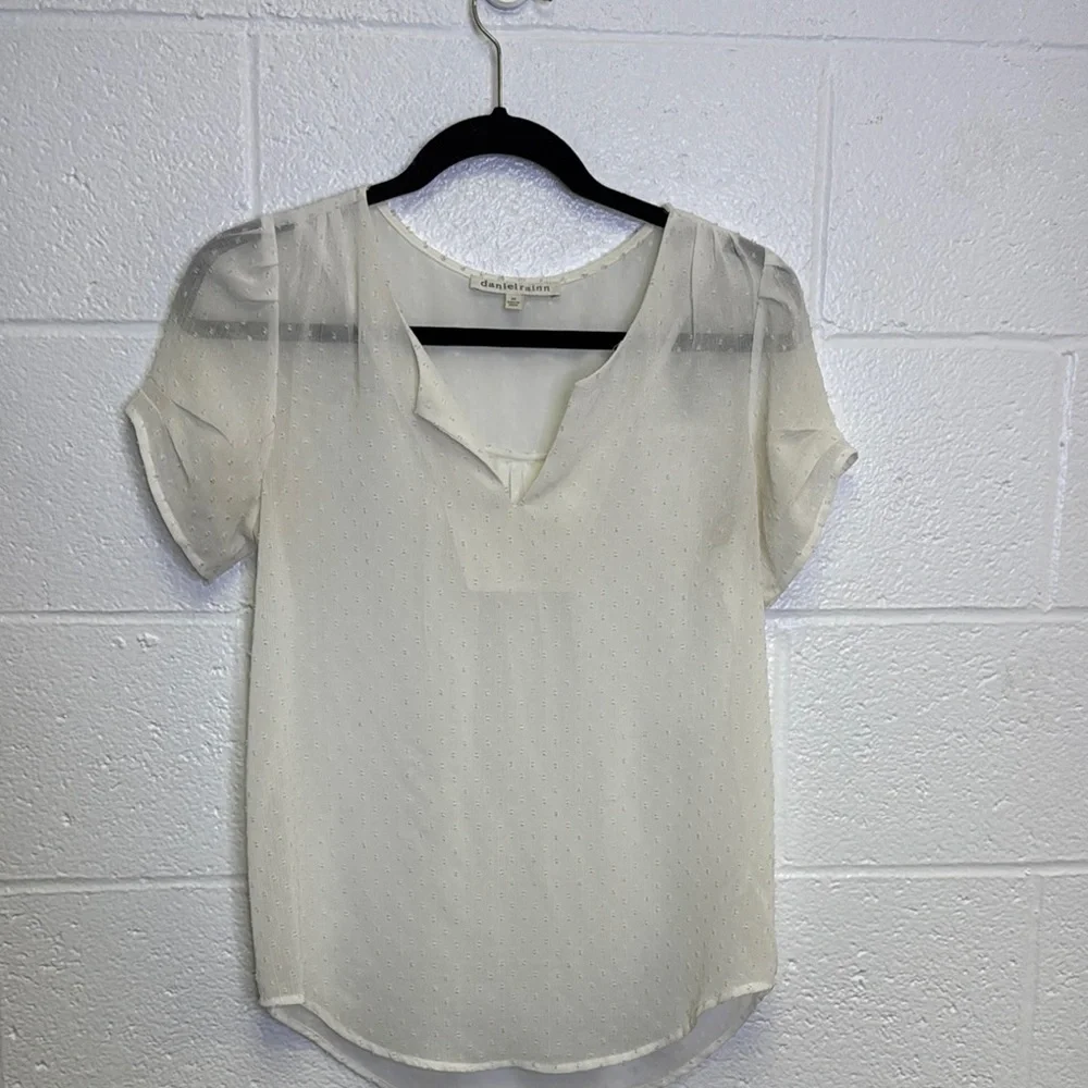 Daniel Rainn Cream V-Neck Blouse - Picture 2 of 9